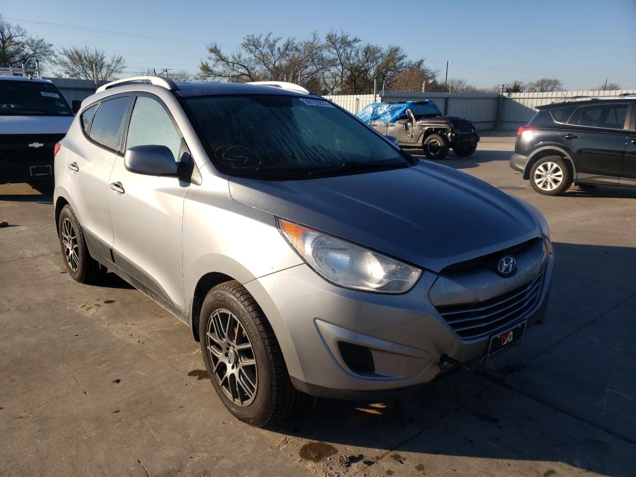 HYUNDAI TUCSON GLS 2011 with VIN KM8JU3AC5BU299883 - Photo from auction