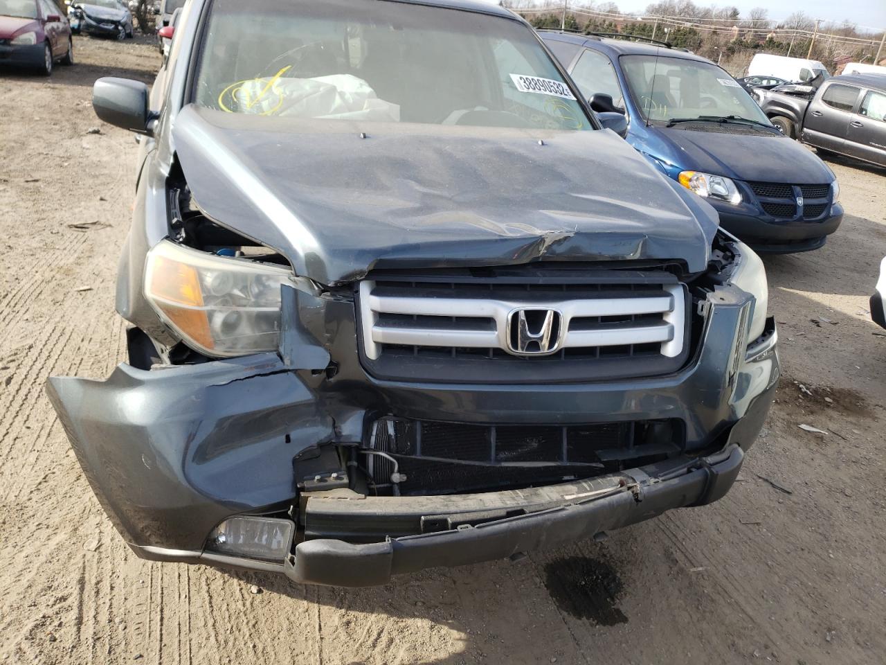 Photo 7 from auction – 2006 HONDA PILOT EX with VIN 5FNYF18496B007134