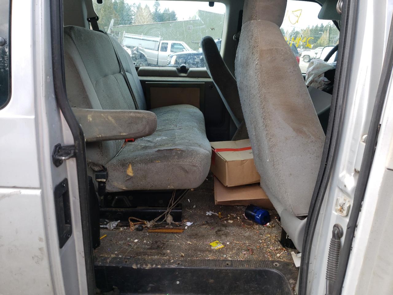 Photo 6 from auction – 2008 FORD ECONOLINE with VIN 1FMNE11WX8DA16514
