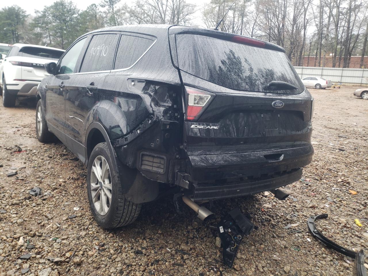 Photo 3 from auction – 2017 FORD ESCAPE SE with VIN 1FMCU0G93HUB04844