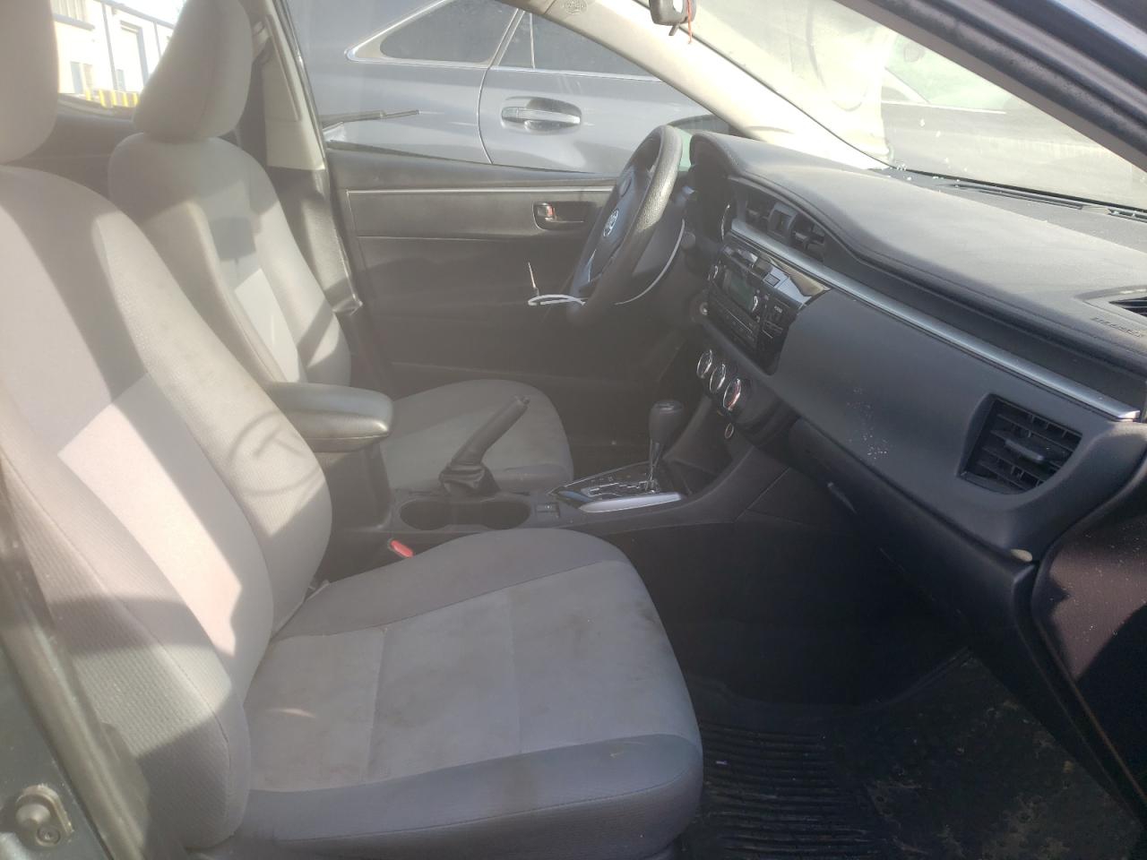 Photo 5 from auction – 2015 TOYOTA COROLLA L with VIN 2T1BURHE4FC272289