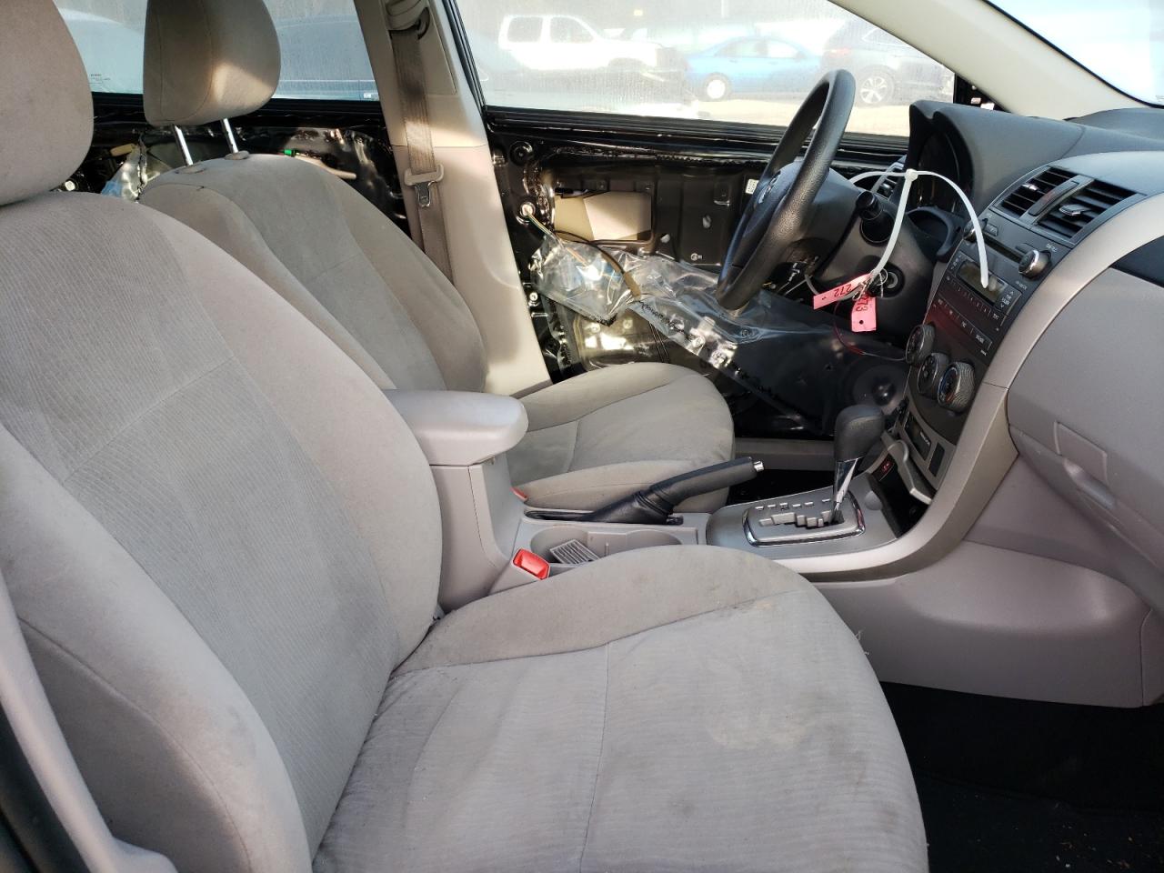 Photo 5 from auction – 2011 TOYOTA COROLLA BA with VIN 2T1BU4EE4BC746114