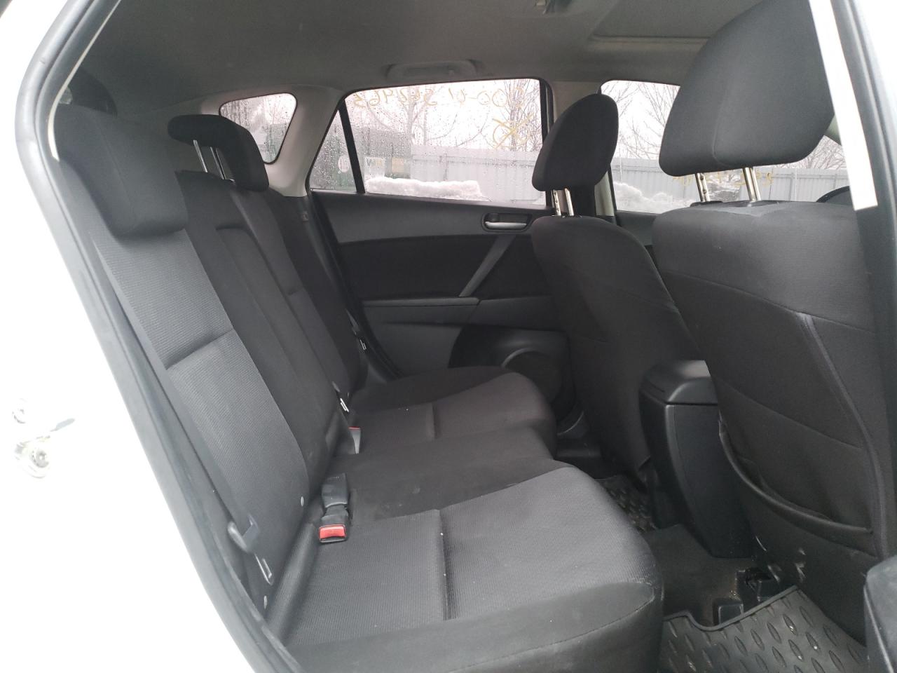 Photo 6 from auction – 2010 MAZDA 3 S with VIN JM1BL1H59A1106481