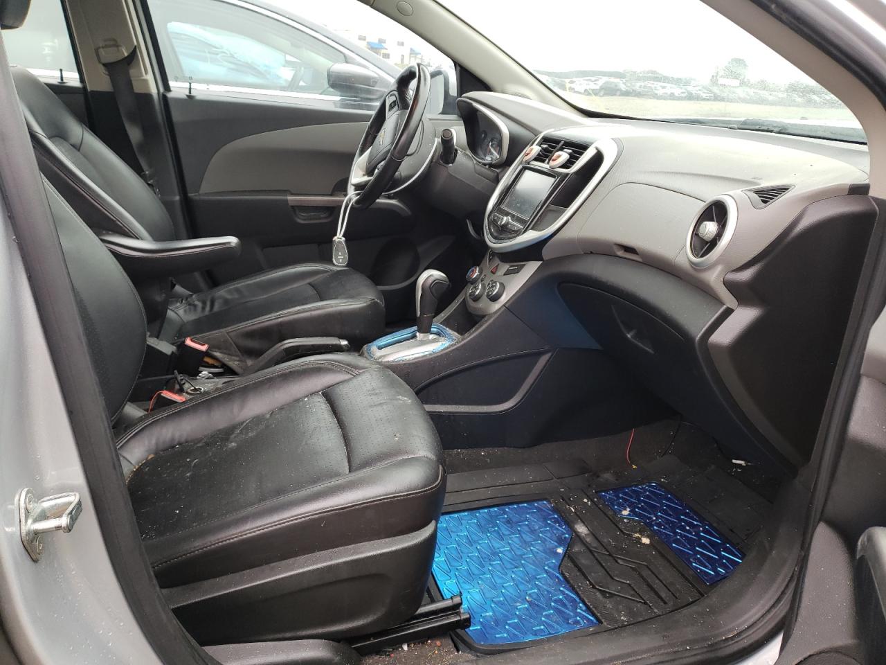 Photo 5 from auction – 2017 CHEVROLET SONIC PREM with VIN 1G1JF5SB5H4124843
