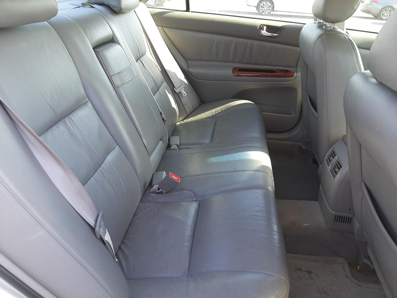 Photo 6 from auction – 2002 TOYOTA CAMRY 4D 2 with VIN JTDBF30K820015018