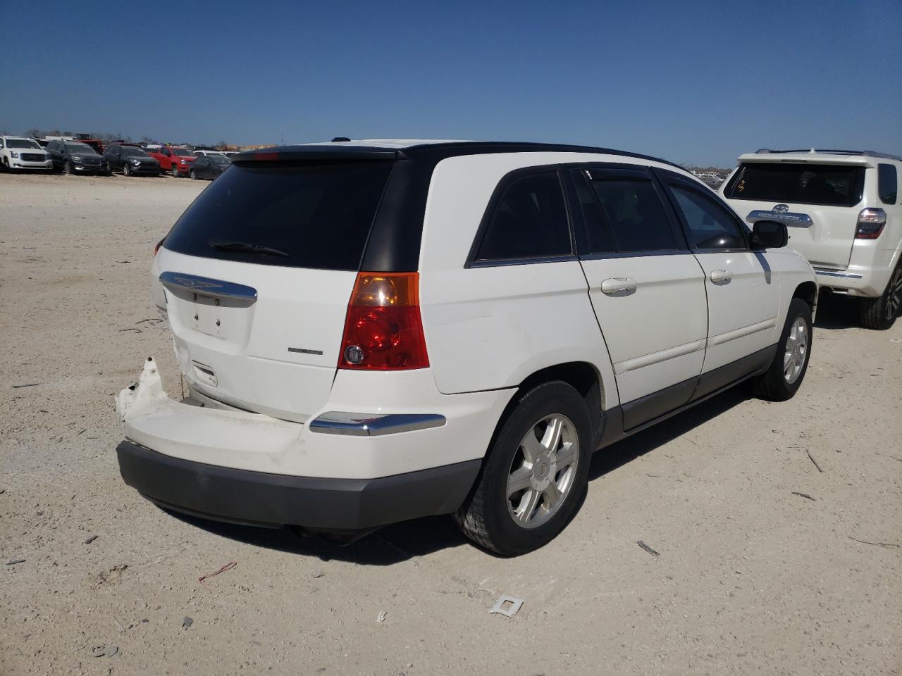 Photo 4 from auction – 2006 CHRYSLER PACIFICA T with VIN 2A4GF68426R731805