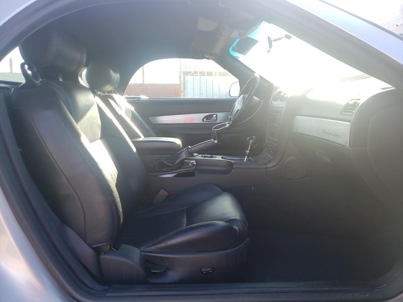 Photo 5 from auction – 2004 FORD THUNDERBIR with VIN 1FAHP60A34Y111651