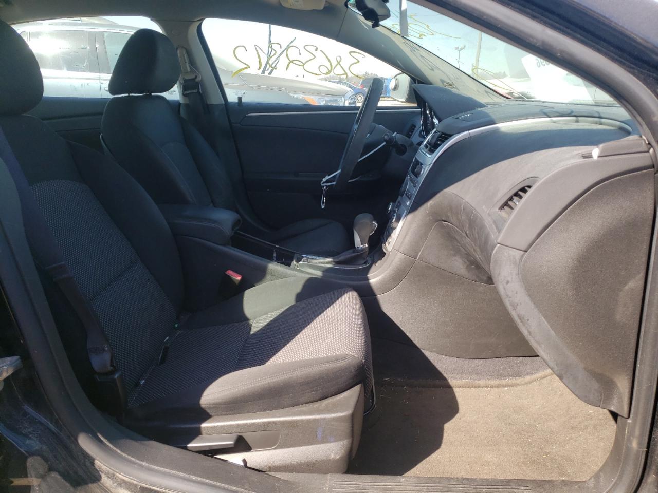 Photo 5 from auction – 2012 CHEVROLET MALIBU 1LT with VIN 1G1ZC5E08CF302585