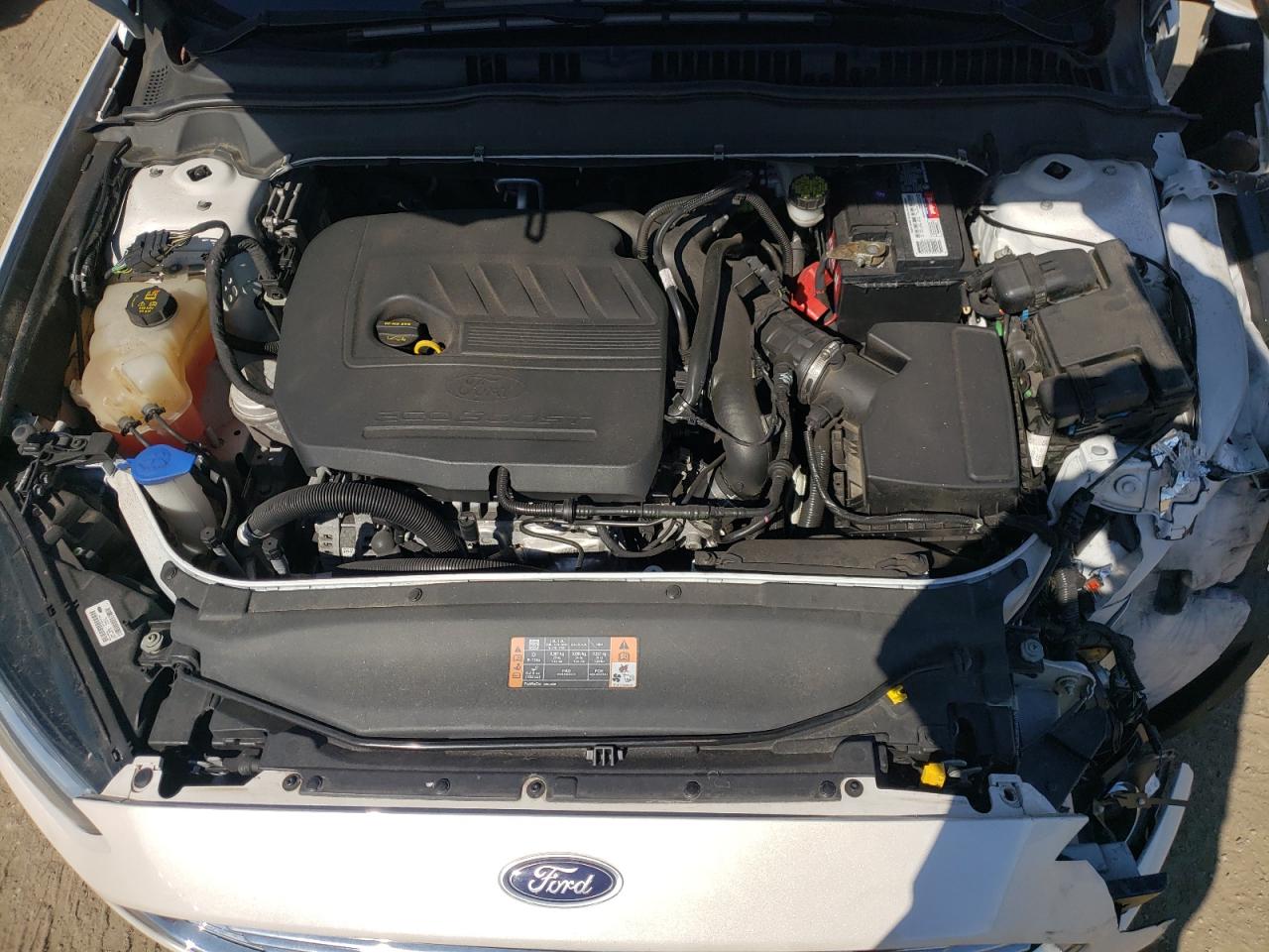 Zdjęcie 7 z aukcji – 2016 FORD FUSION SE z VIN 3FA6P0HD2GR230636