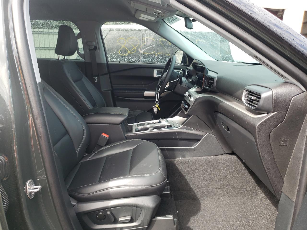 Photo 5 from auction – 2022 FORD EXPLORER X with VIN 1FMSK7DH0NGA02269