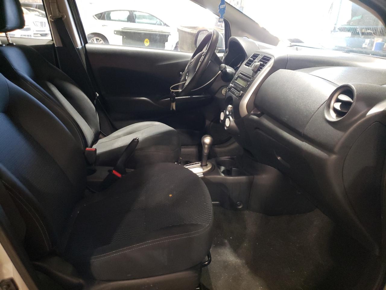 Photo 5 from auction – 2014 NISSAN VERSA NOTE with VIN 3N1CE2CP7EL380471