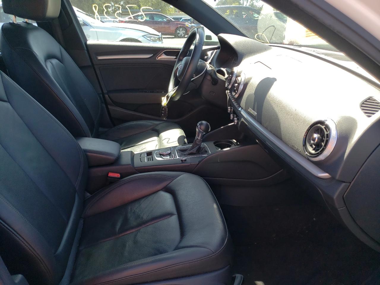 Photo 5 from auction – 2019 AUDI A3 PREMIUM with VIN WAUBEGFF2K1024177