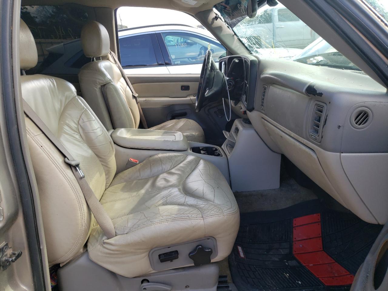 Photo 5 from auction – 2002 GMC YUKON with VIN 1GKEC13V72R130046