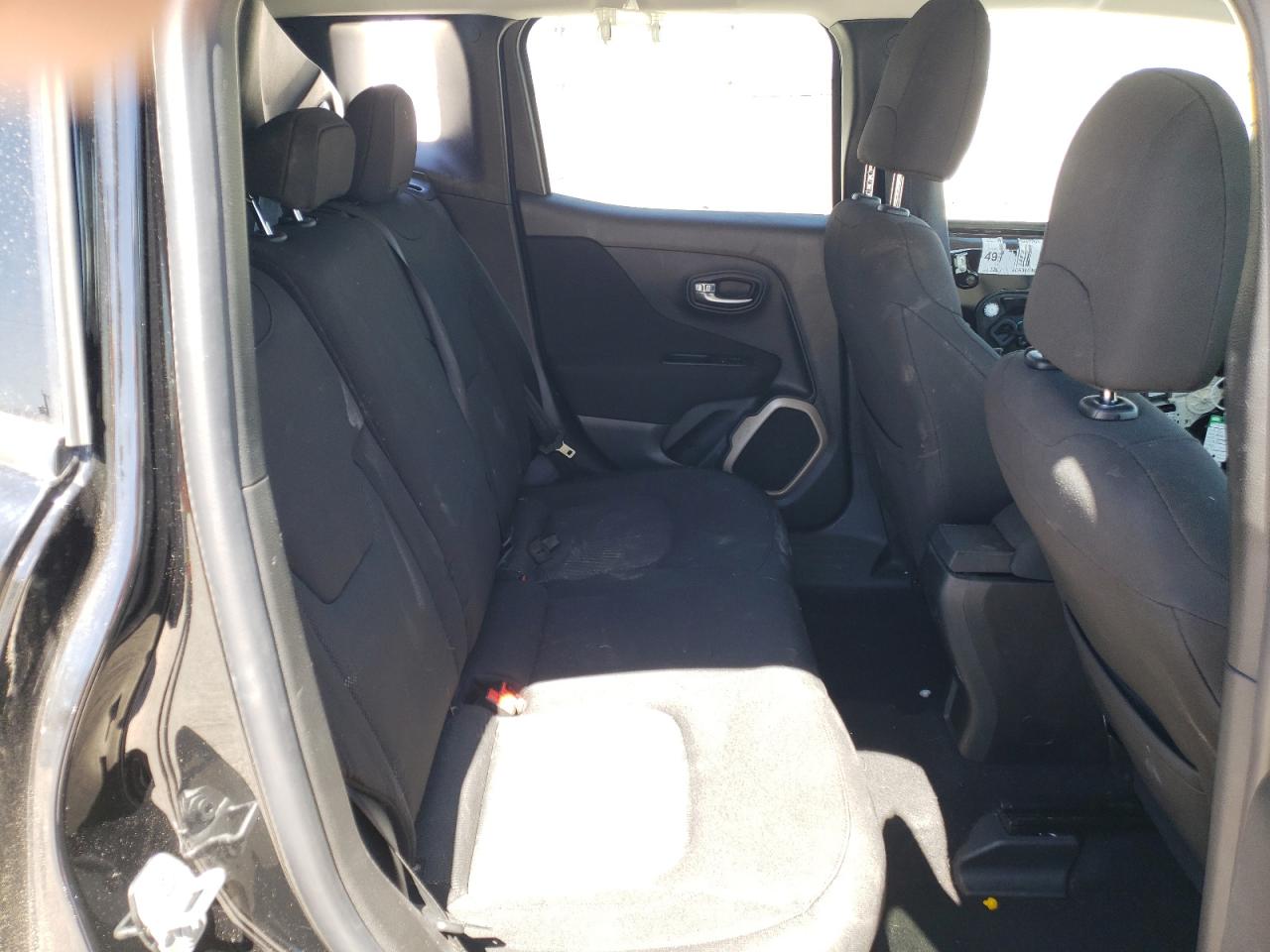 Photo 6 from auction – 2017 JEEP RENEGADE L with VIN ZACCJABB3HPG67701