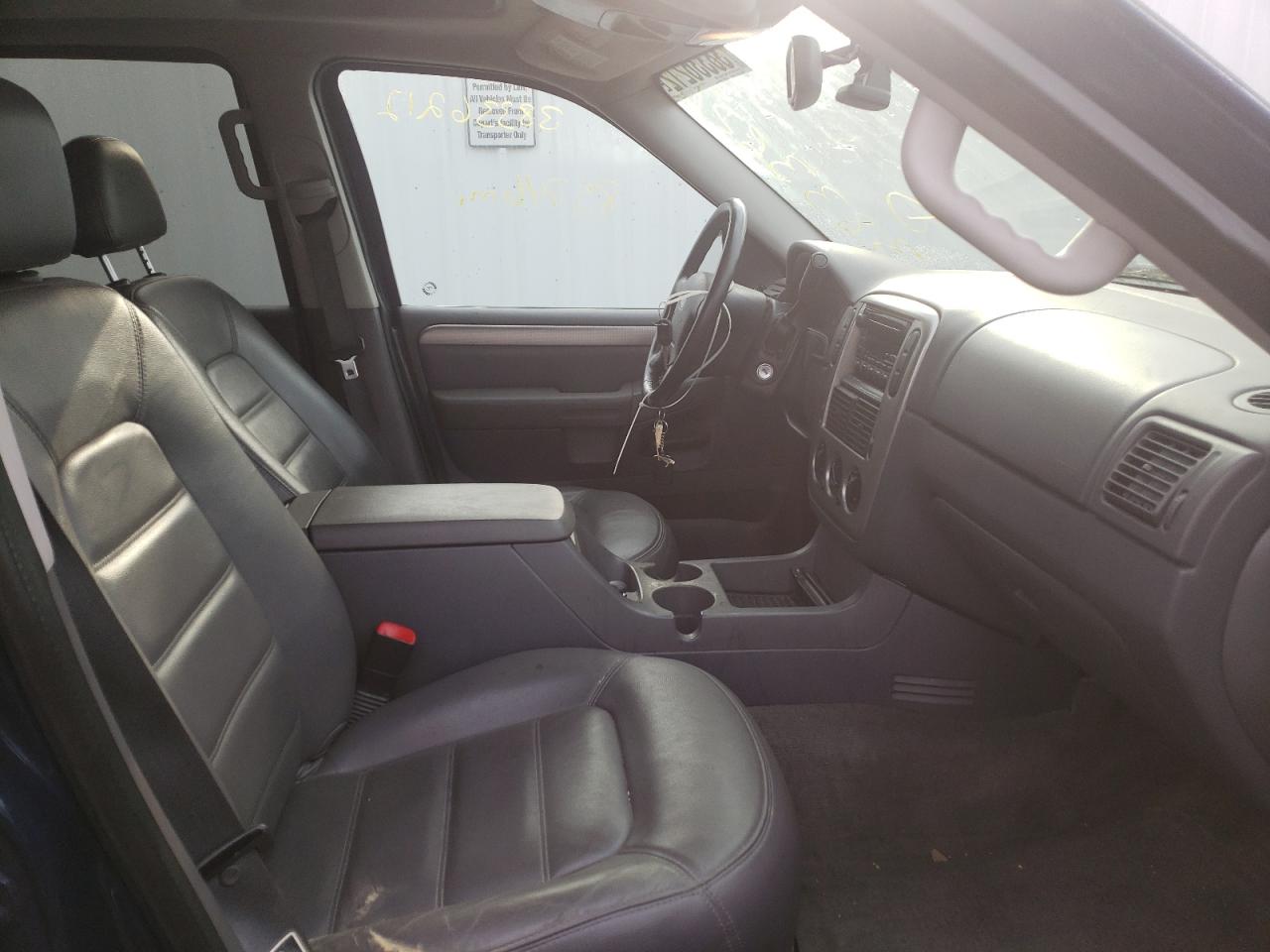 Photo 5 from auction – 2003 FORD EXPLORER X with VIN 1FMZU73KX3ZA33200