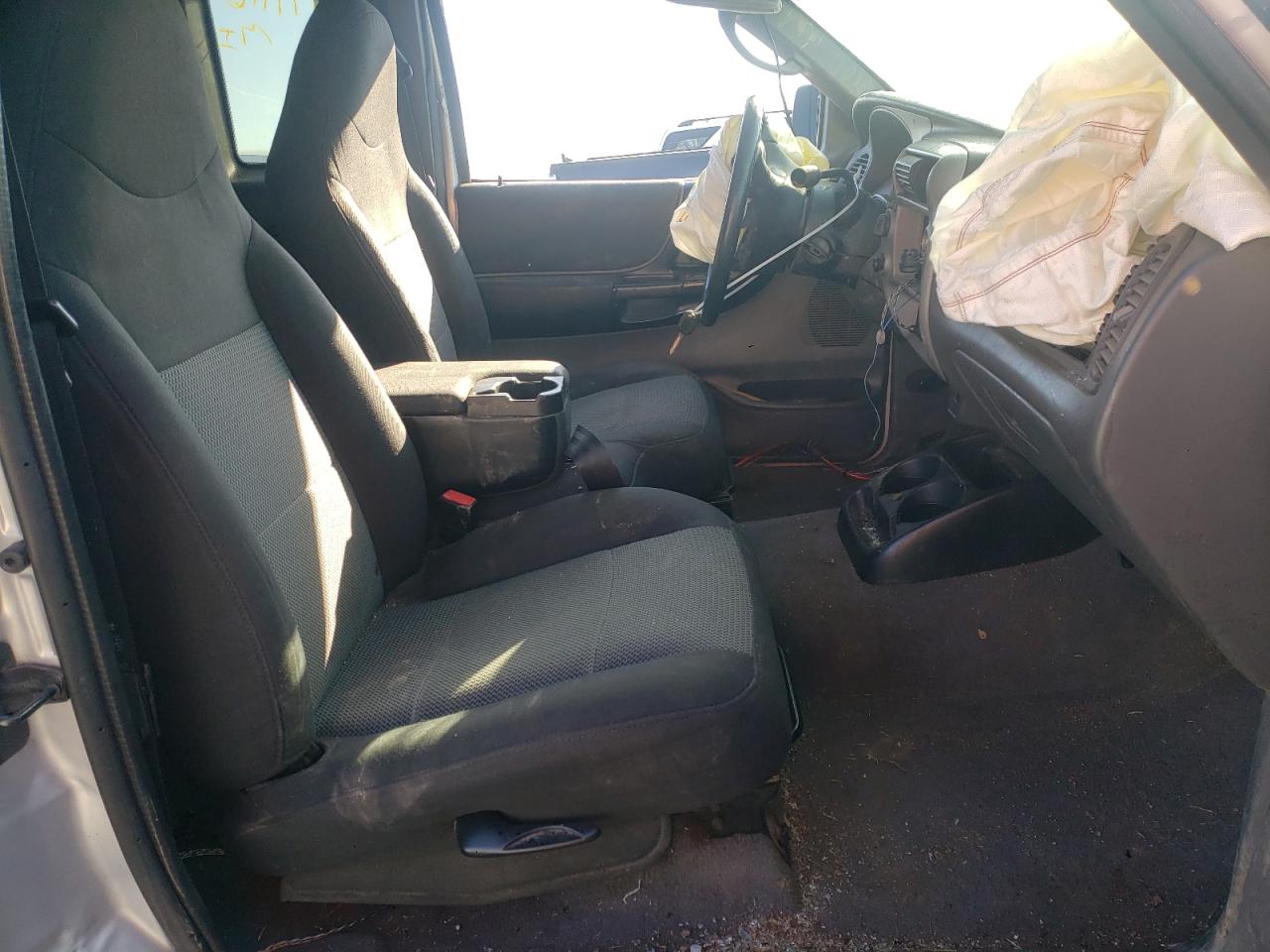 Photo 5 from auction – 2003 FORD RANGER SUP with VIN 1FTZR45E53PB08571