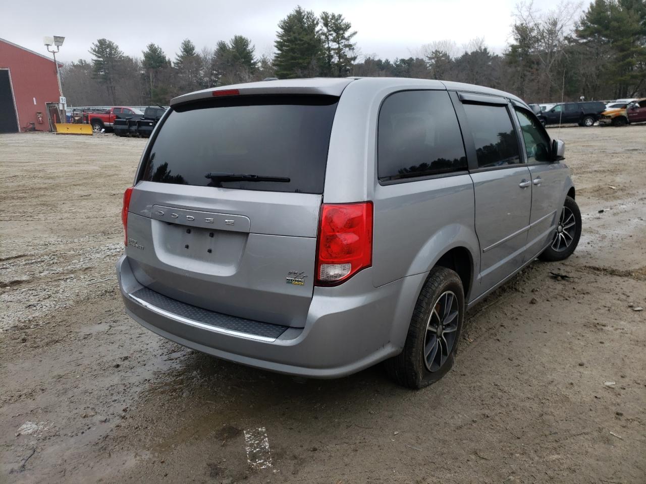 Photo 4 from auction – 2015 DODGE GRAND CARA with VIN 2C4RDGEG9FR555537