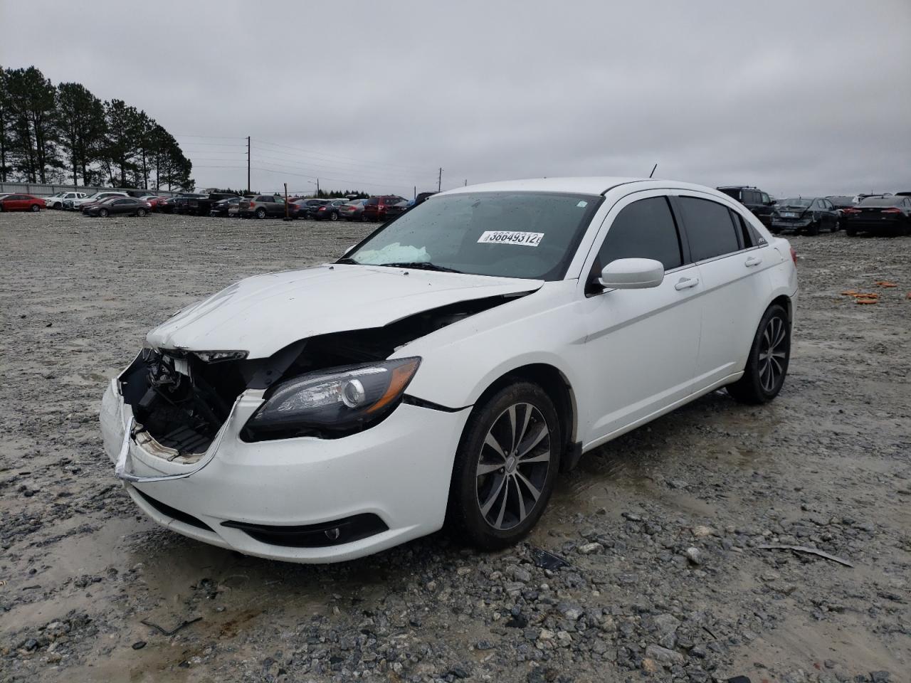 Photo 2 from auction – 2014 CHRYSLER 200 TOURIN with VIN 1C3CCBBB9EN171875