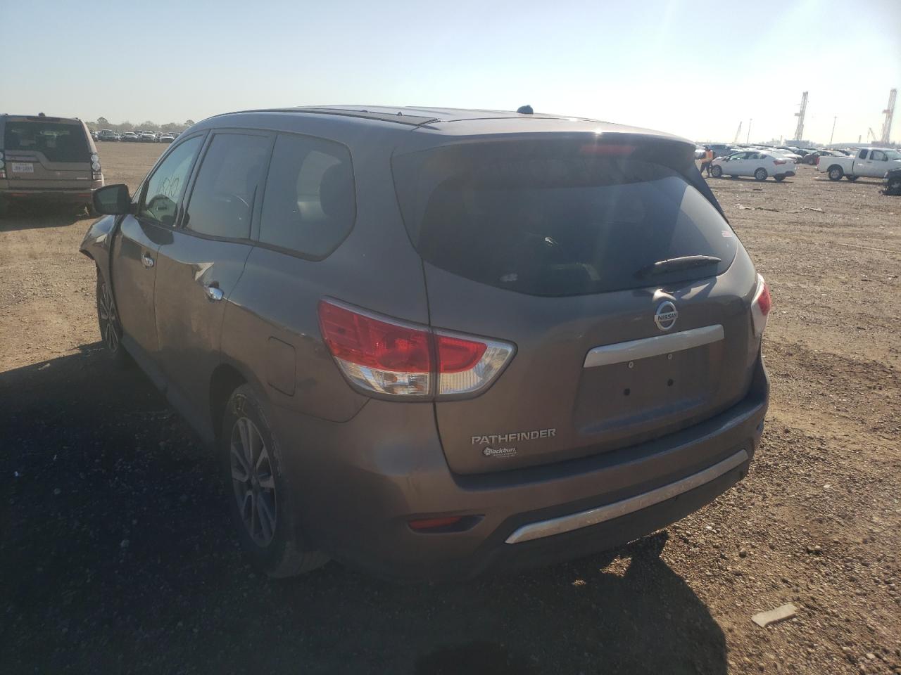 Photo 3 from auction – 2013 NISSAN PATHFINDER with VIN 5N1AR2MN7DC667854