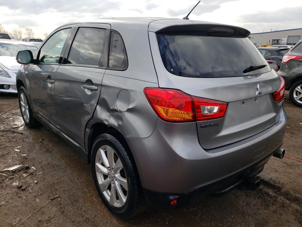 Photo 3 from auction – 2013 MITSUBISHI OUTLANDER with VIN 4A4AP3AU3DE009506