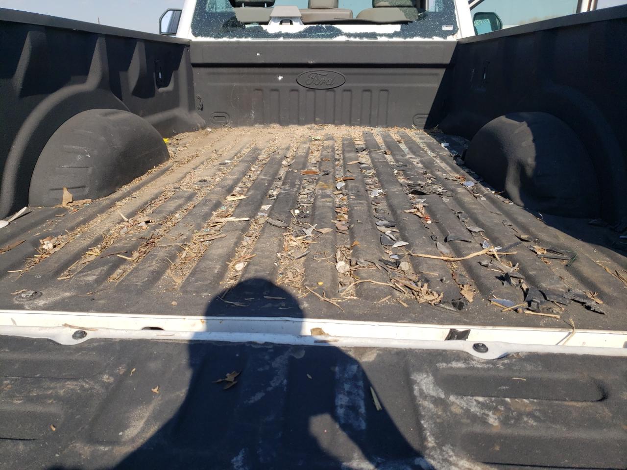 Photo 6 from auction – 2017 FORD F350 SUPER with VIN 1FTRF3BT3HED41812