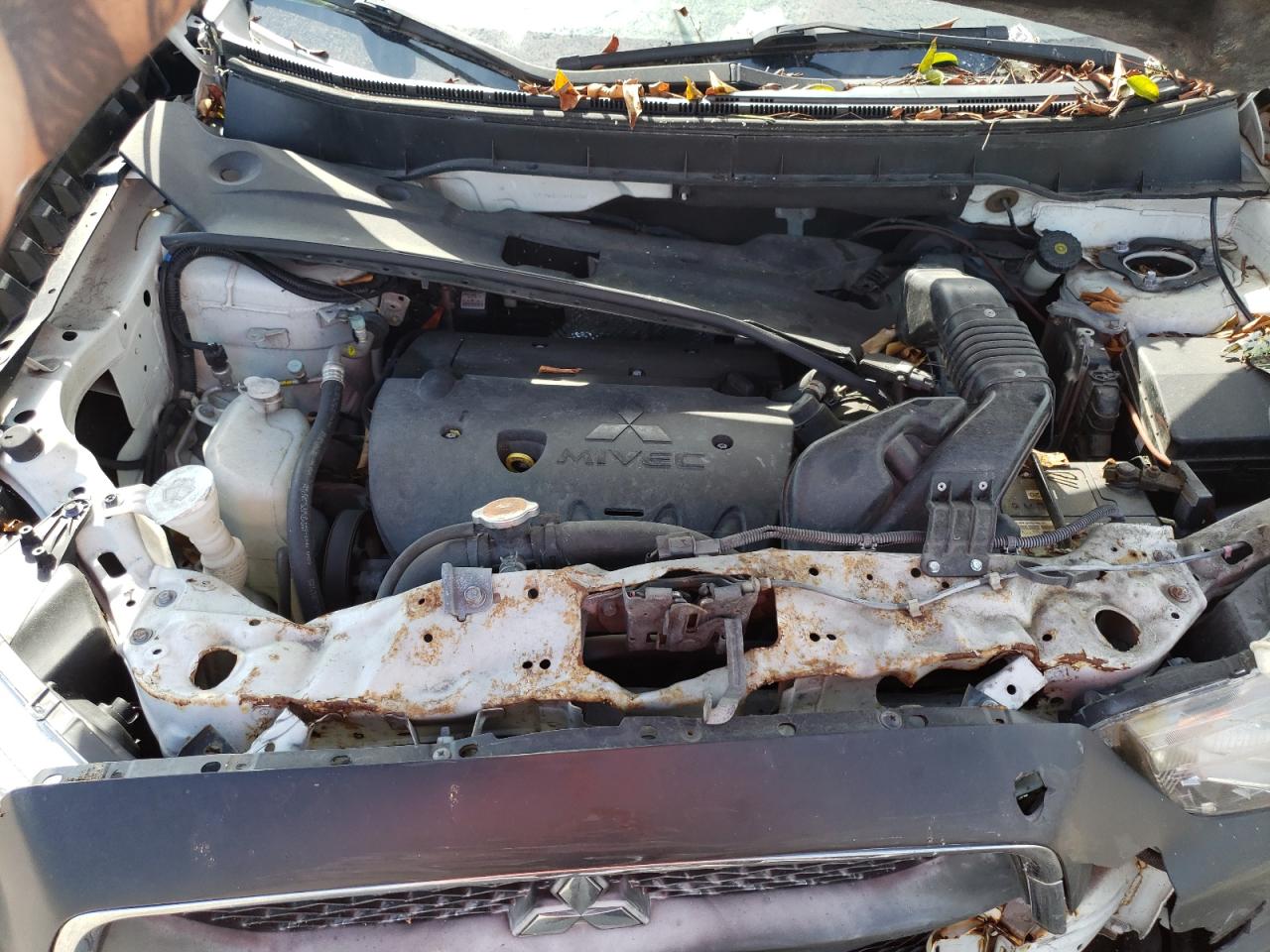 Photo 7 from auction – 2011 MITSUBISHI OUTLANDER with VIN JA4AP4AU9BZ001200