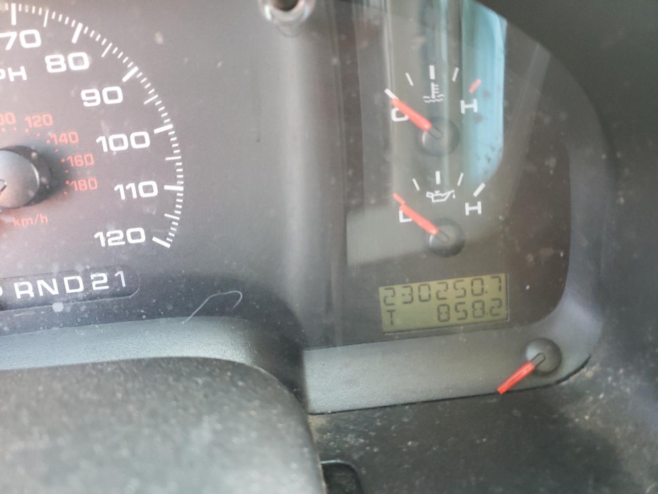 Photo 8 from auction – 2007 FORD F150 with VIN 1FTRF12W97KC19339