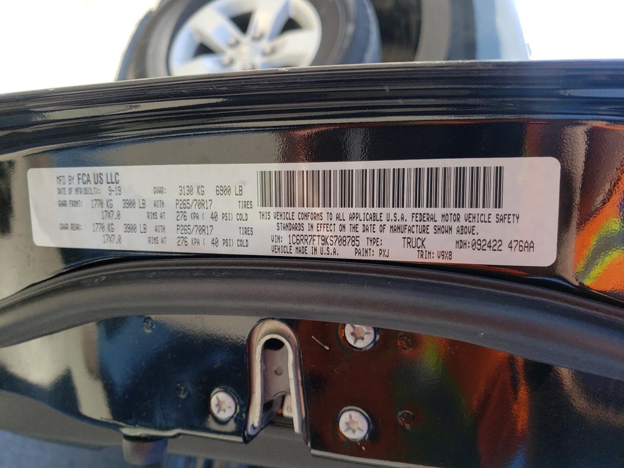 Photo 10 from auction – 2019 RAM 1500 CLASS with VIN 1C6RR7FT9KS708785