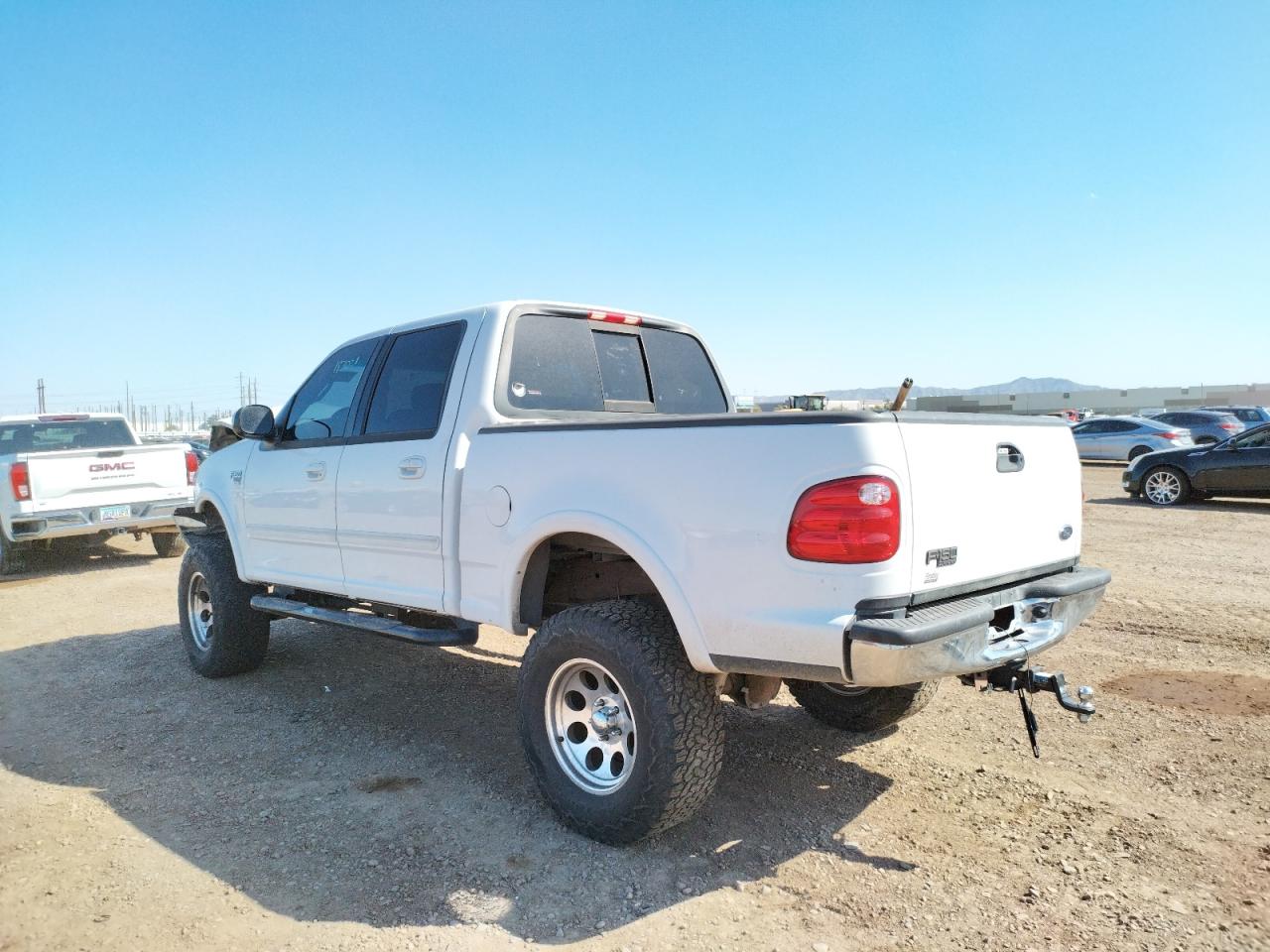 Photo 3 from auction – 2002 FORD F150 SUPER with VIN 1FTRW08692KA74944