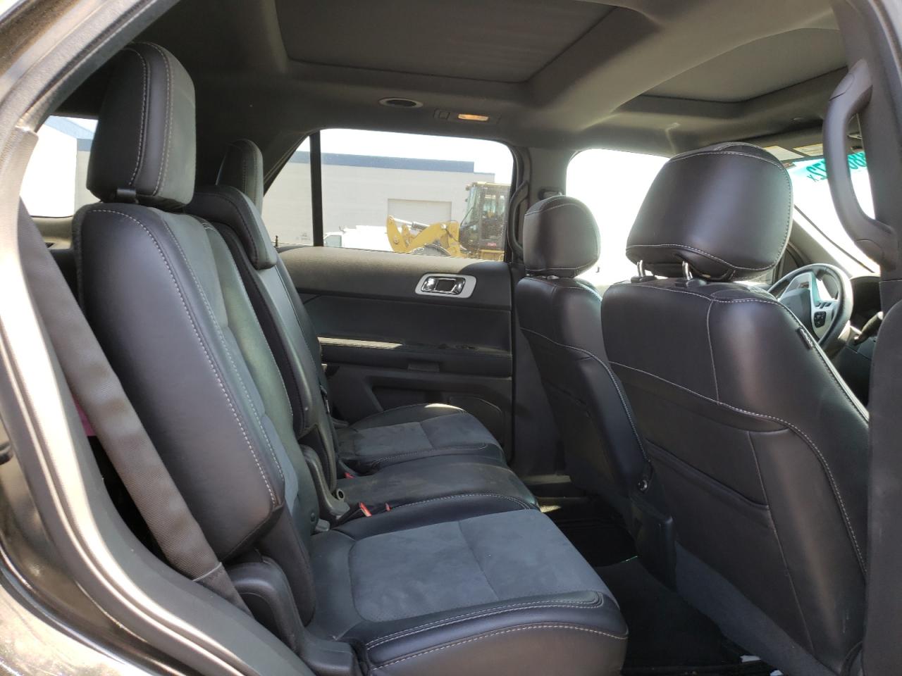 Photo 6 from auction – 2015 FORD EXPLORER X with VIN 1FM5K7D84FGB59771