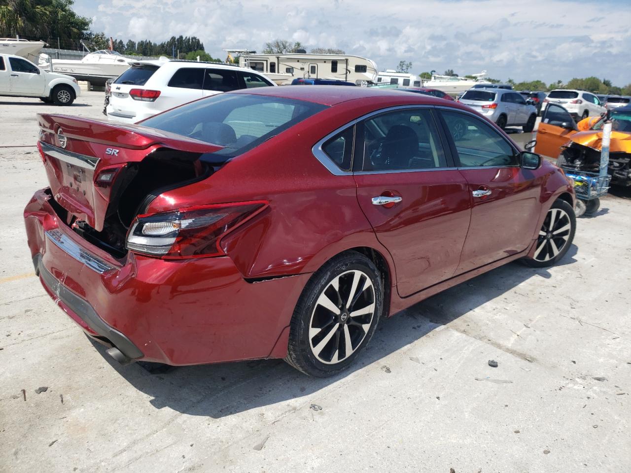 Photo 4 from auction – 2018 NISSAN ALTIMA 2.5 with VIN 1N4AL3AP1JC137446