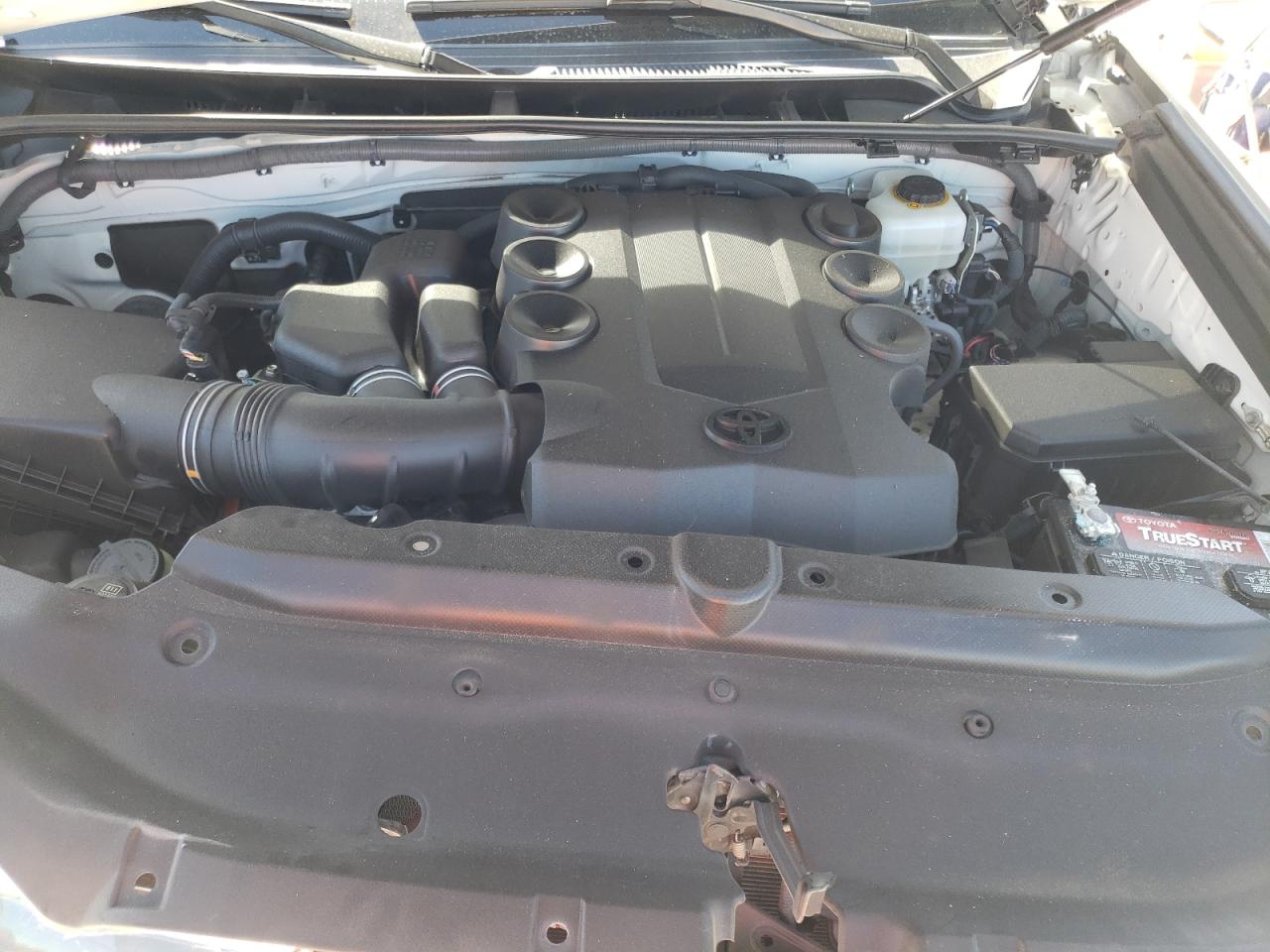 Photo 7 from auction – 2015 TOYOTA 4RUNNER SR with VIN JTEZU5JRXF5087113