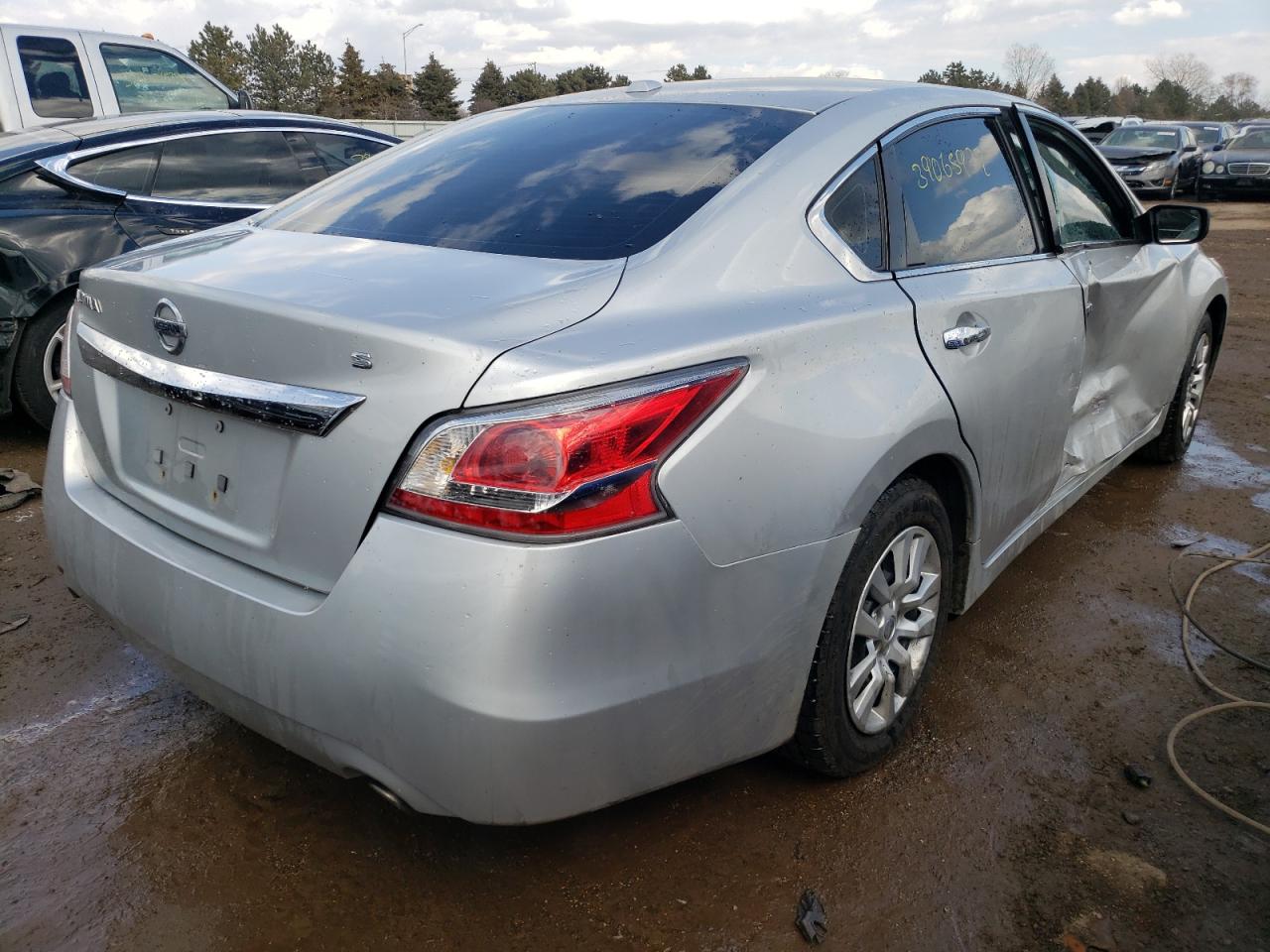 Photo 4 from auction – 2015 NISSAN ALTIMA 2.5 with VIN 1N4AL3AP0FN888632