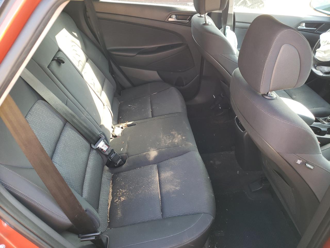 Photo 6 from auction – 2017 HYUNDAI TUCSON LIM with VIN KM8J3CA23HU540424