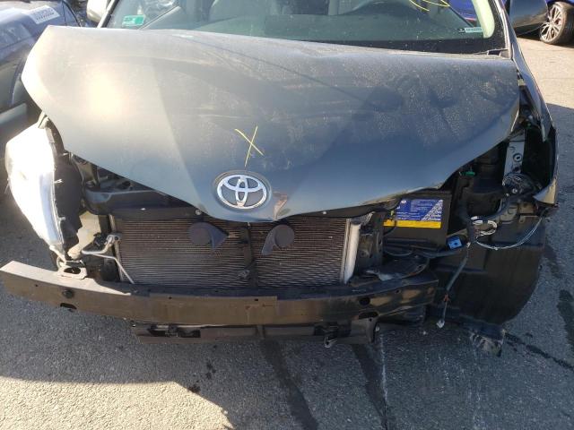Photo 7 from auction – 2012 TOYOTA SIENNA LE with VIN 5TDKK3DC8CS194237
