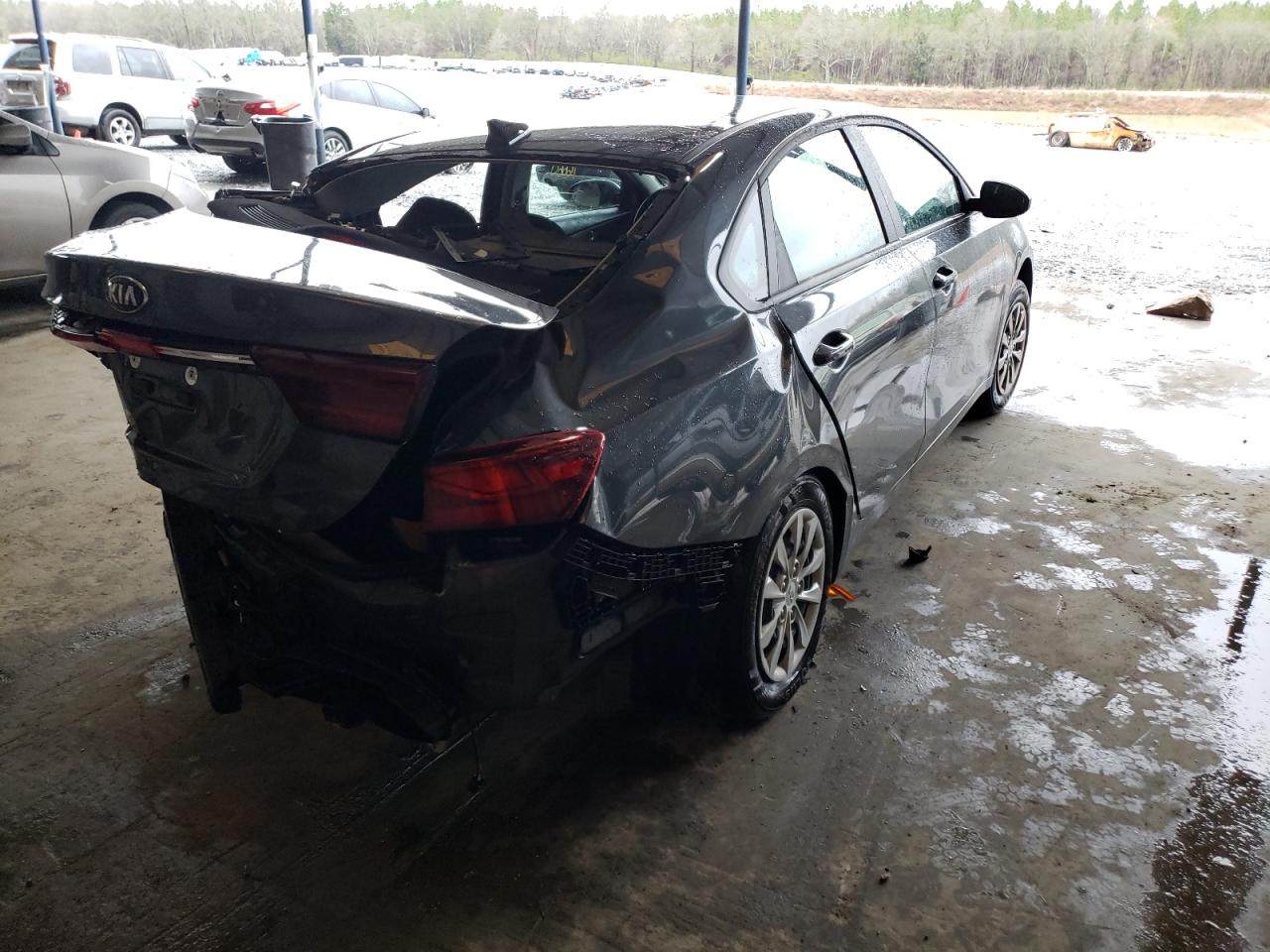 Photo 4 from auction – 2021 KIA FORTE FE with VIN 3KPF24AD8ME312397