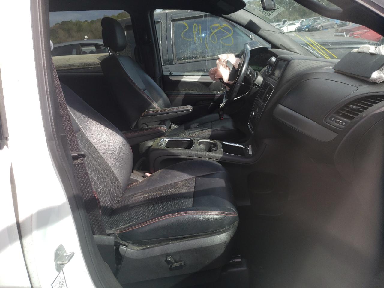 Photo 5 from auction – 2016 DODGE GRAND CARA with VIN 2C4RDGEG8GR209495