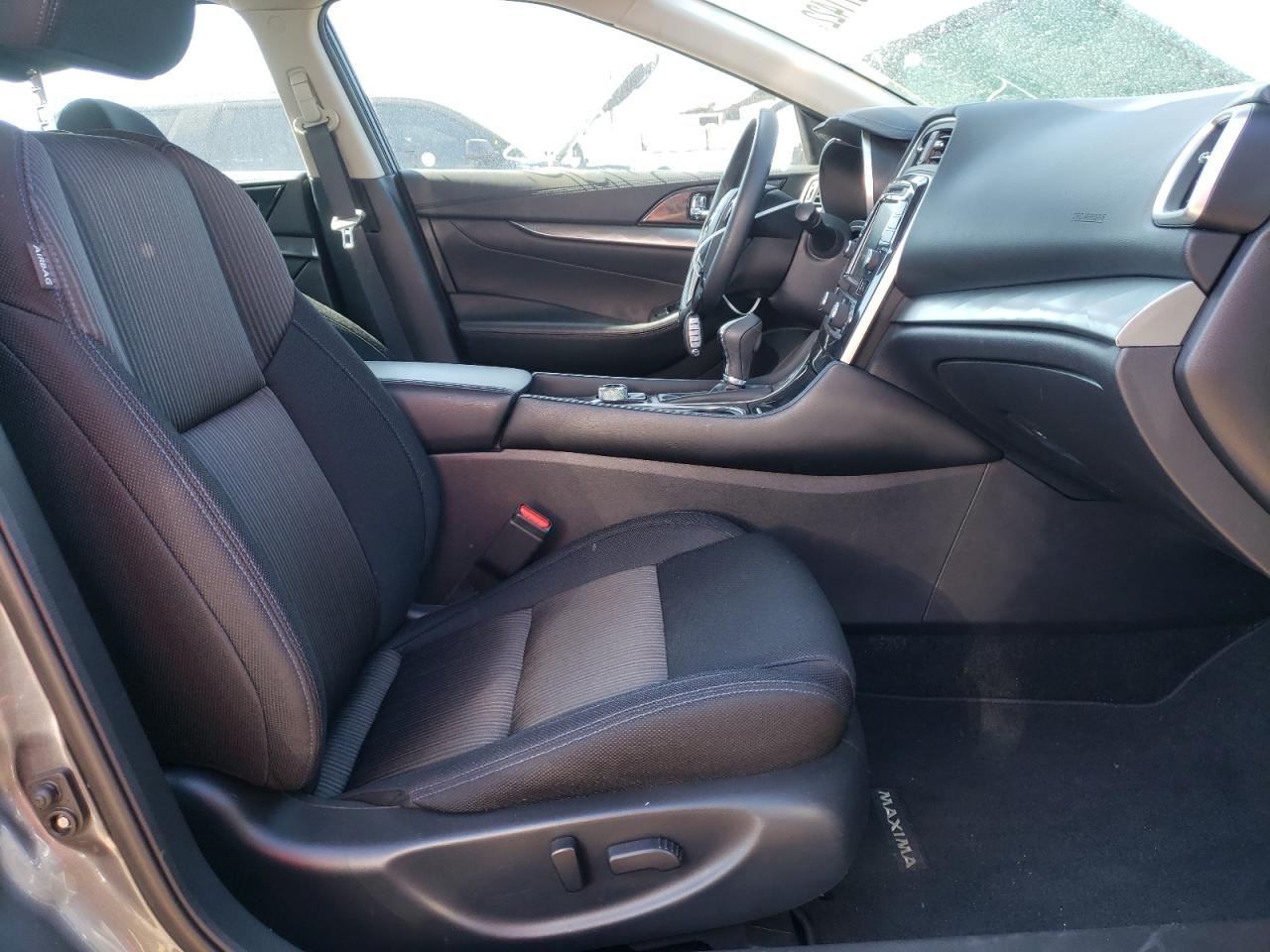 Photo 5 from auction – 2019 NISSAN MAXIMA S with VIN 1N4AA6AV3KC382580