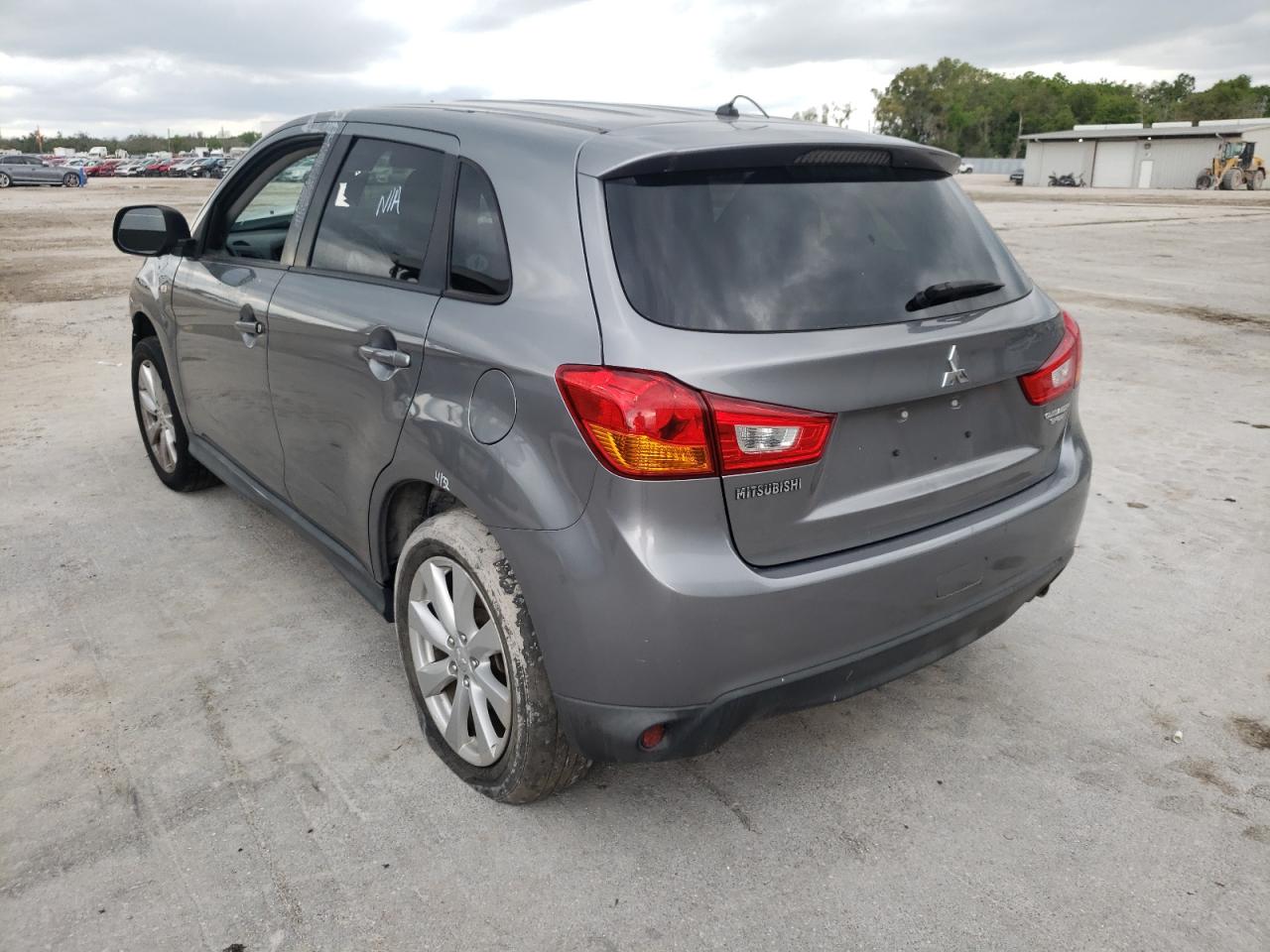 Photo 3 from auction – 2014 MITSUBISHI OUTLANDER with VIN 4A4AP3AU7EE008747