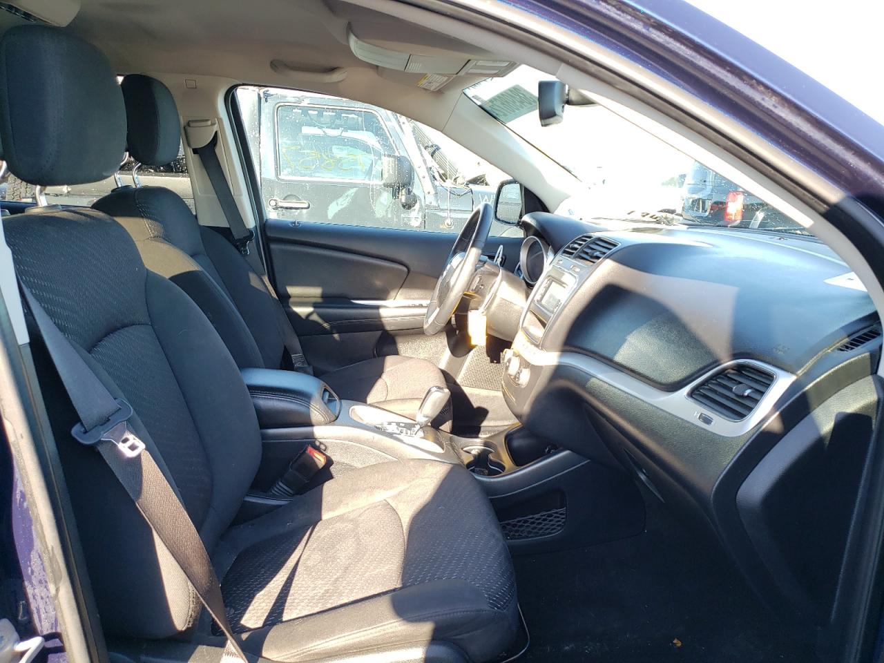 Photo 5 from auction – 2018 DODGE JOURNEY SE with VIN 3C4PDCAB6JT385251
