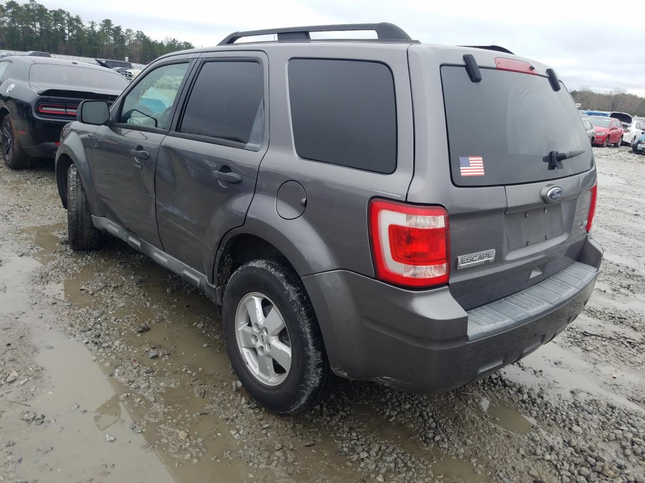 Photo 3 from auction – 2010 FORD ESCAPE XLT with VIN 1FMCU0DG0AKA08562
