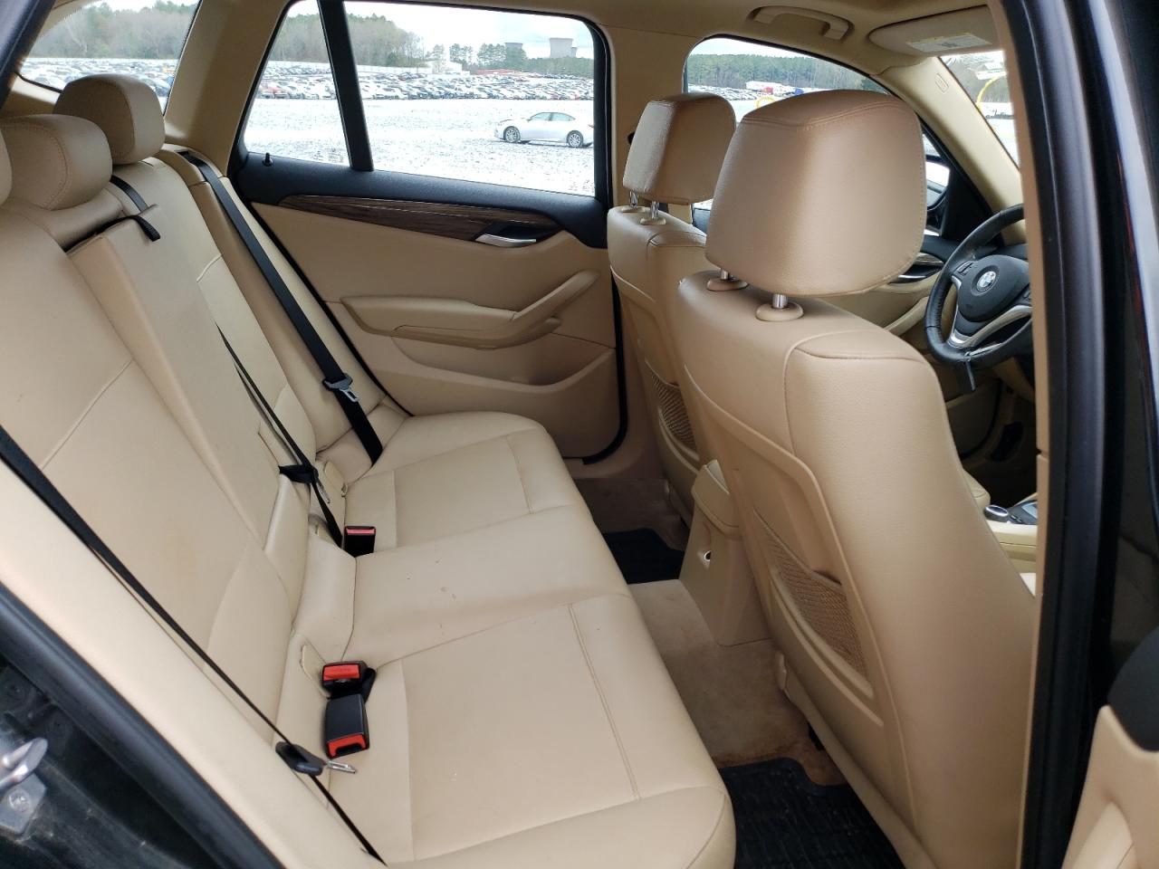 Photo 6 from auction – 2015 BMW X1 XDRIVE2 with VIN WBAVL1C53FVY32497