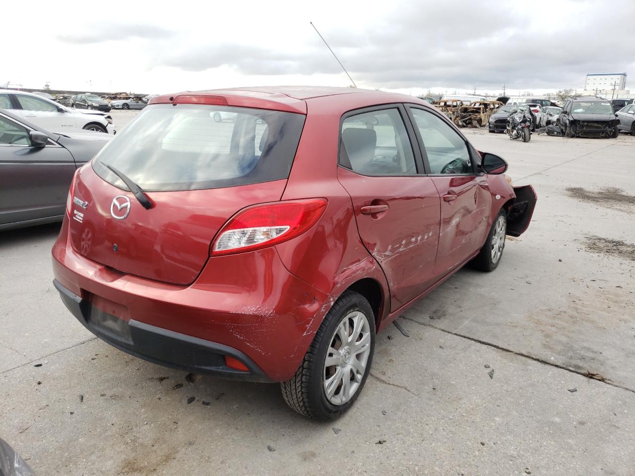 Photo 4 from auction – 2014 MAZDA MAZDA2 SPO with VIN JM1DE1KZXE0181393
