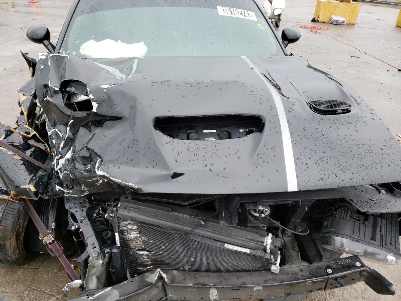 Photo 7 from auction – 2019 DODGE CHALLENGER with VIN 2C3CDZFJ4KH683300