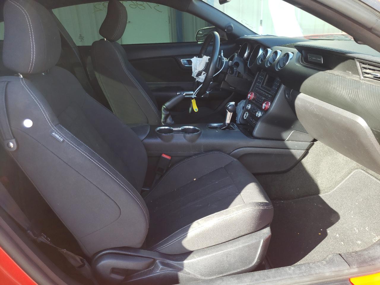 Photo 5 from auction – 2018 FORD MUSTANG with VIN 1FA6P8TH0J5135494