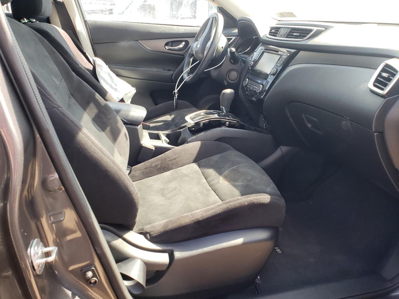 Photo 5 from auction – 2014 NISSAN ROGUE S with VIN 5N1AT2MV6EC787180