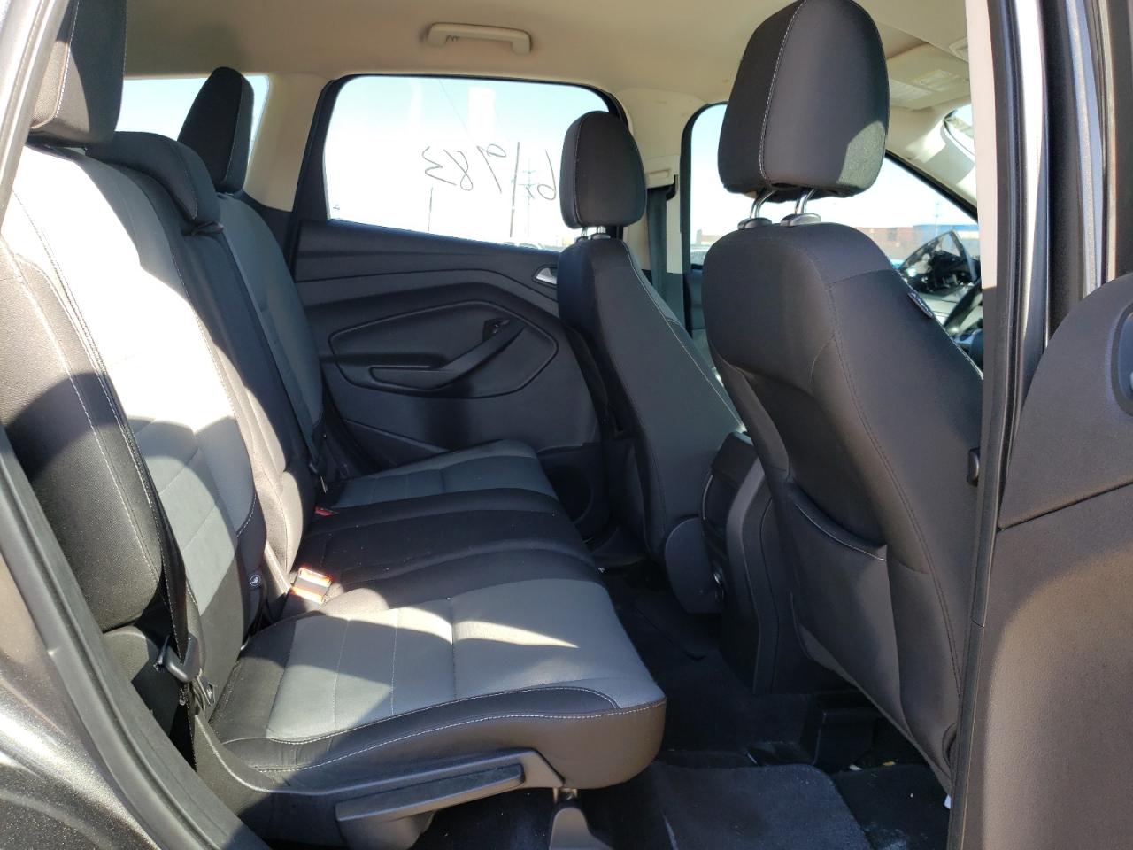 Photo 6 from auction – 2016 FORD ESCAPE SE with VIN 1FMCU0G70GUA50822