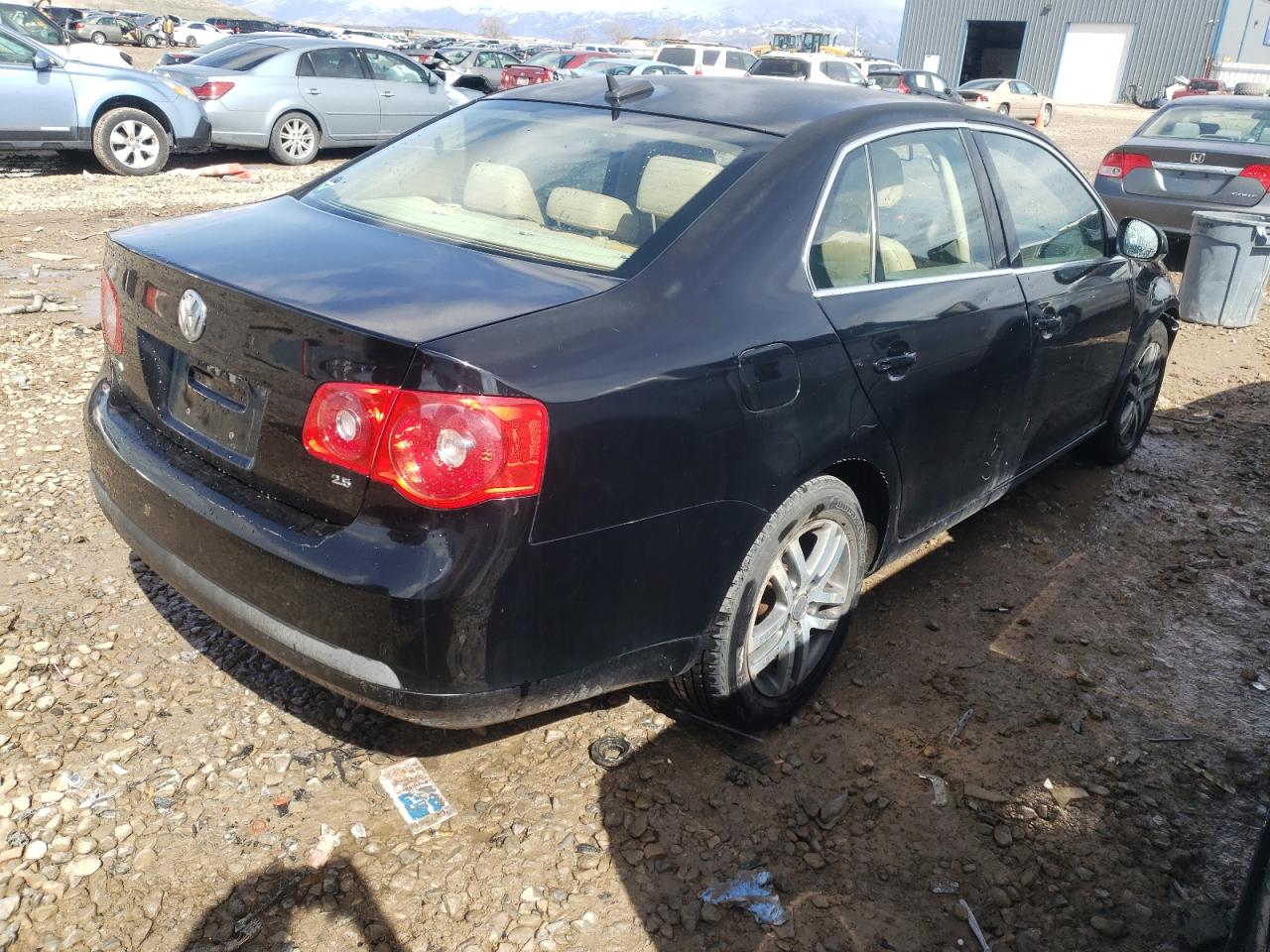 Photo 4 from auction – 2006 VOLKSWAGEN JETTA 2.5 with VIN 3VWSG71K06M770859