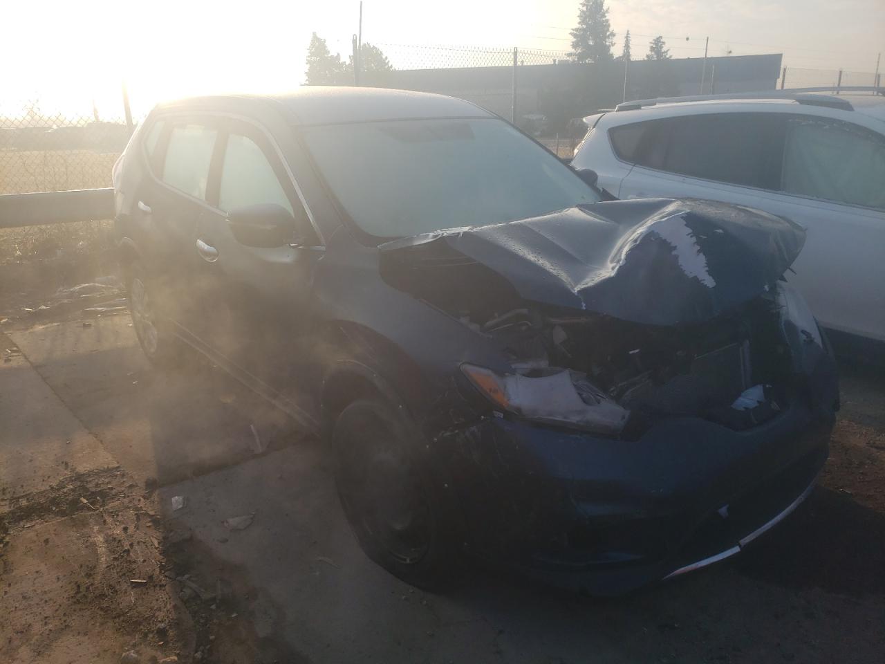 NISSAN ROGUE S 2015 with VIN KNMAT2MV5FP592153 - Photo from auction