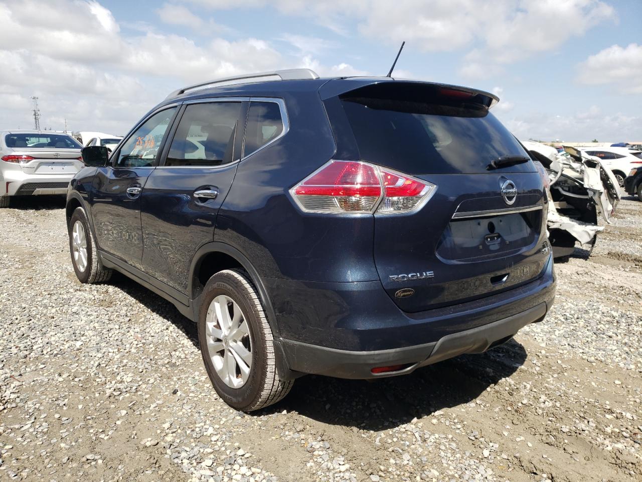 Photo 3 from auction – 2016 NISSAN ROGUE S with VIN KNMAT2MV5GP733787